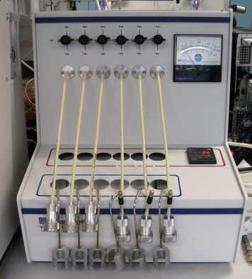 Enlarged view: sample degas system